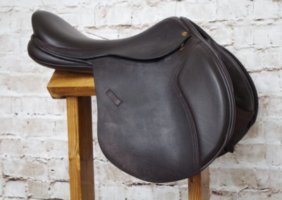 Black Country Quantum Jump Saddle