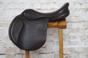 Black Country Quantum Jump Saddle