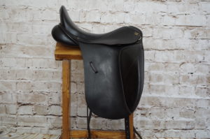 Sankey Saddlery Dressage Saddle