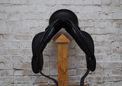 Silhouette Sapphire Dressage Saddle