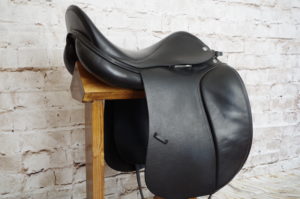 Verhan Dressage Saddle