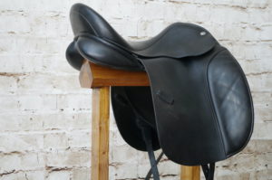 Adam Ellis 18" Dressage Saddle