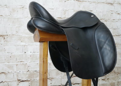 Adam Ellis 18" Dressage Saddle