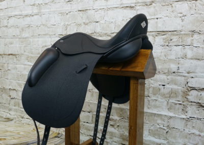 Black Country Cavalina Dressage Saddle