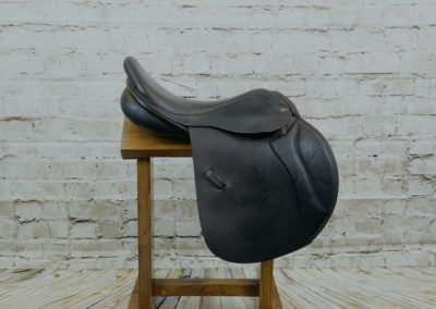 Ideal Jump Saddle 17.5" XW