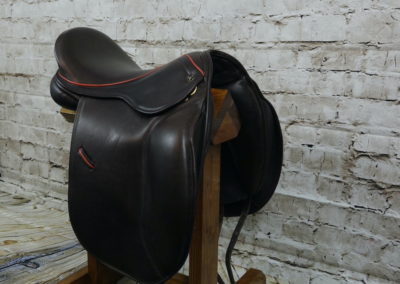 Pony Cob Horse 17.5" Wide Dressage Saddle