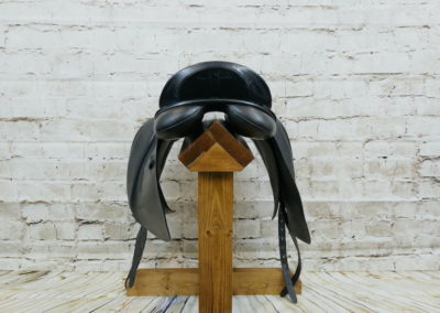 Silhouette 16.5" Dressage Saddle