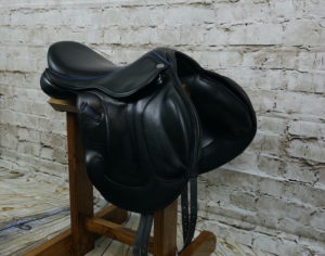 Winners Circle Monoflap 18" Jump Saddle