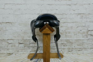 Winners Circle Monoflap 18" Jump Saddle