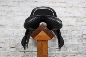 Silhouette Saddlery 17.5" Vision Jump Saddle