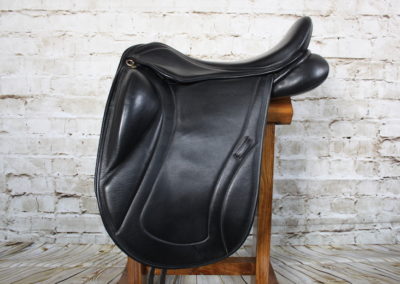 Silhouette Monoflap Dressage Saddle