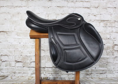 Silhouette Saddlery 17.5" Vision Jump Saddle