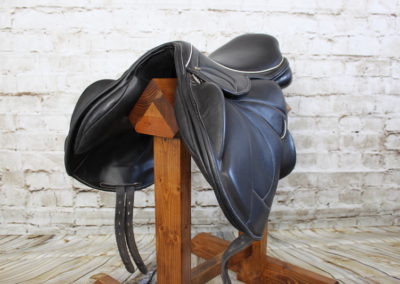 Silhouette Saddlery 16.5 Vision Jump Saddle