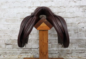 Dapple Jump Saddle