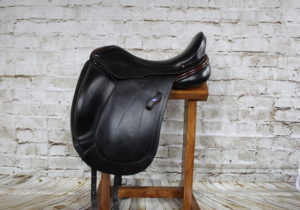 Utopia Dressage Saddle