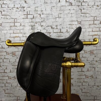 Crown Dressage Moulded Block 17.5"